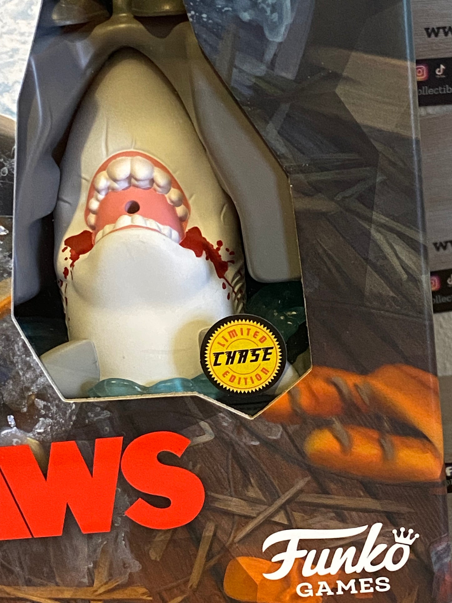 FunkoVerse Chase - Jaws
