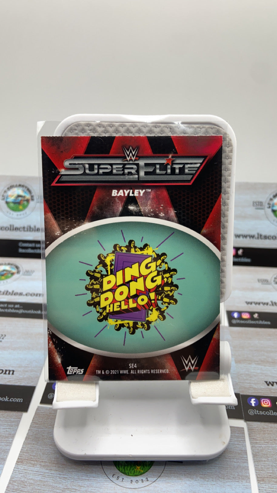 Topps WWE - Super Elite Icon -  Bayley